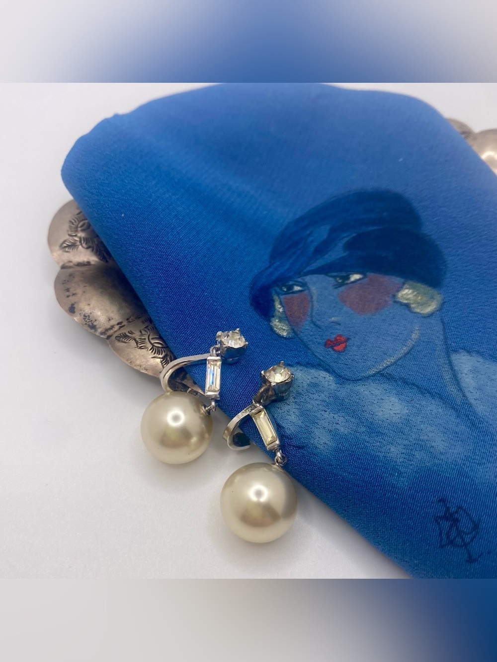 Vintage Crown Trifari Faux Pearl & Rhinestone Dangle Clip On Earrings Signed